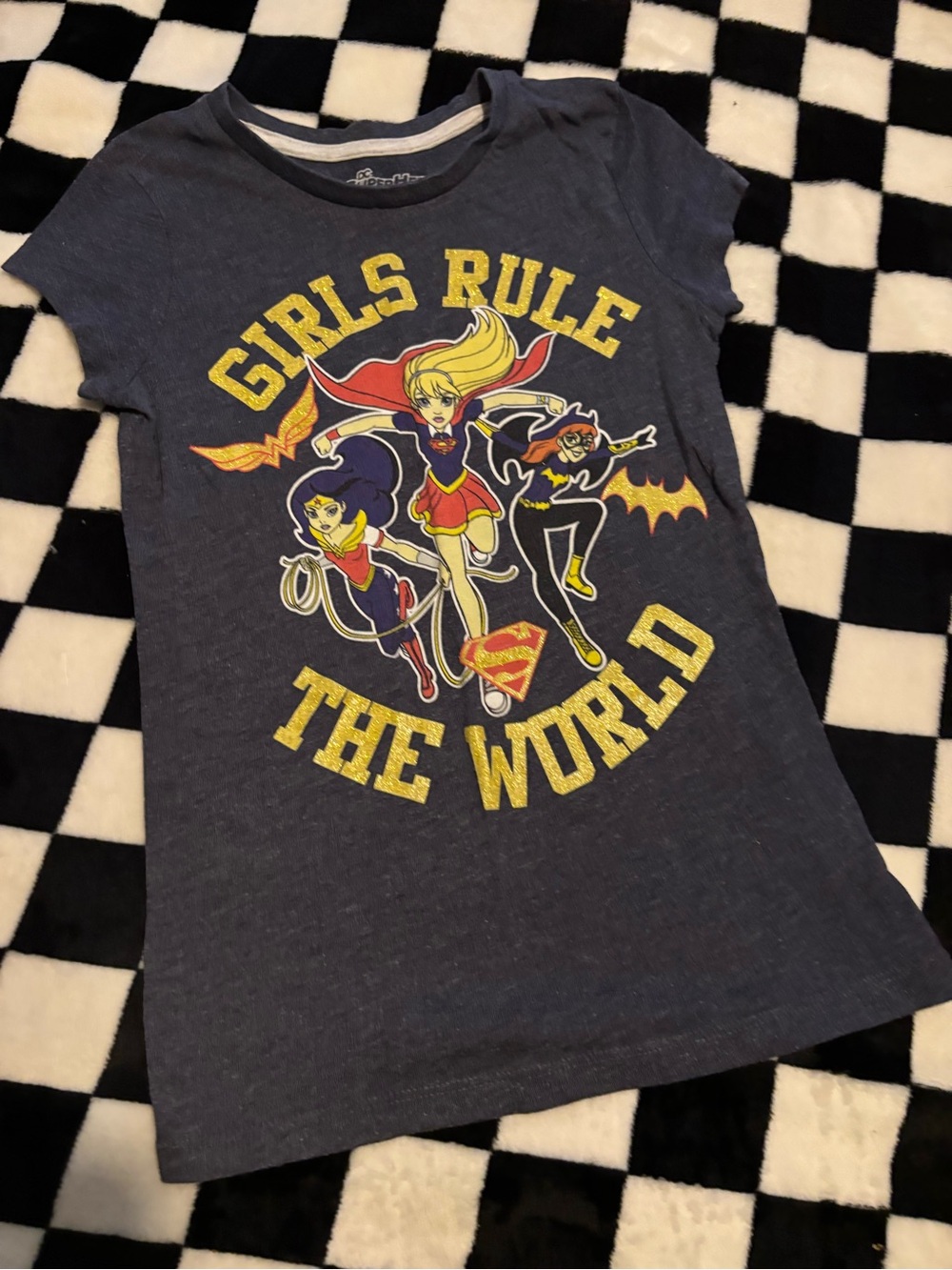 Girls medium 7/8 girls rule super hero shirt